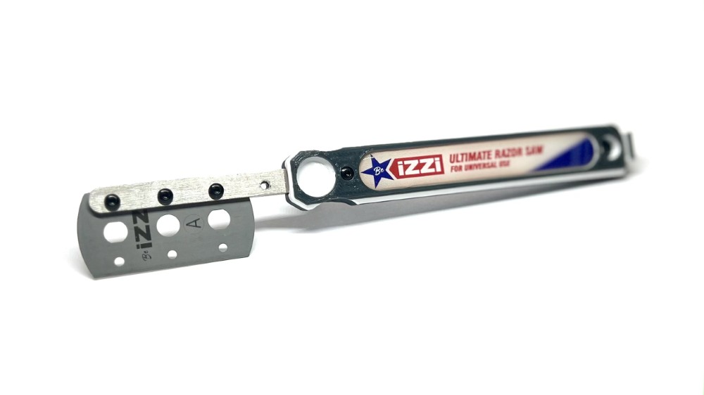 Be iZZi Razor pilka zahnutá detail